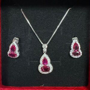 Hulu Ruby diamonds earring and pendants jewelry Set
